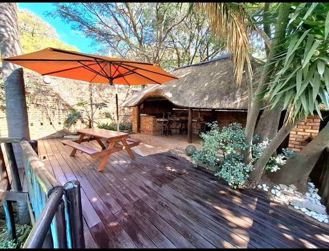 5 BEDROOM HOUSE FOR SALE IN WATERKLOOF GLEN